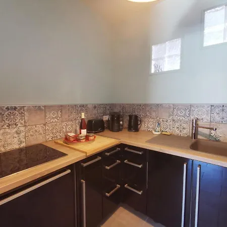 Appartement En Avec Jacuzzi Béziers