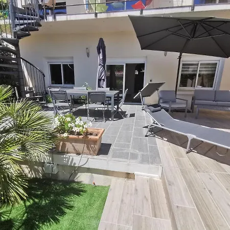 En Avec Jacuzzi Appartement *