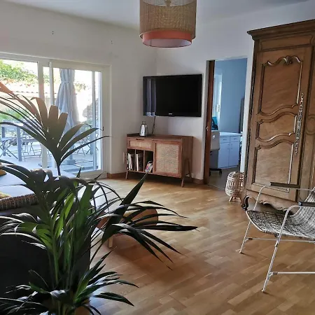 En Avec Jacuzzi Appartement *