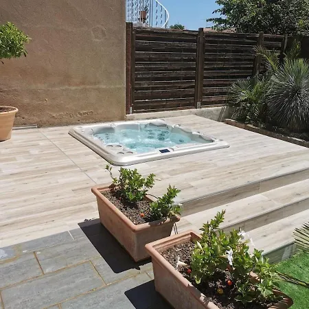 En Avec Jacuzzi * Béziers